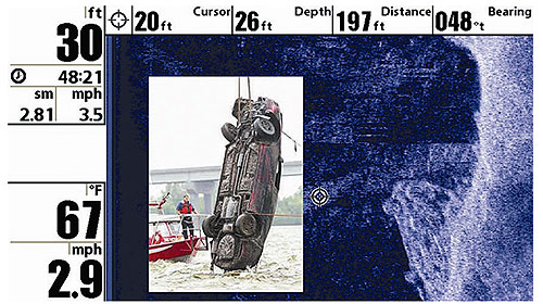 Автомобиль обнаруженный эхолотом в очень мутной воде